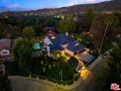 4050 Clarinda Drive
