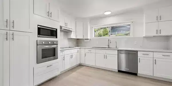 135 Claremont Avenue