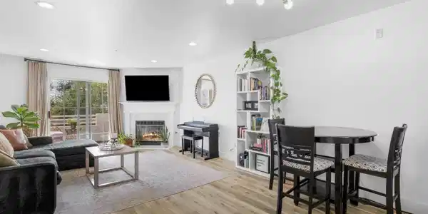 2713 Antonio Drive
