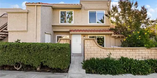 6948 Laguna