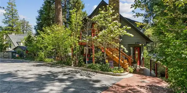 257 Corona Circle