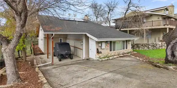 2647 Oak Shores