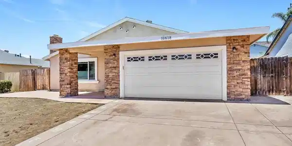 10618 Ironwood Ave.