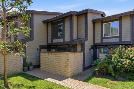 1095 Mesa Bluff