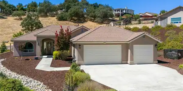 2650 Edgewood Court