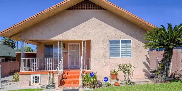 2813 Silver Street