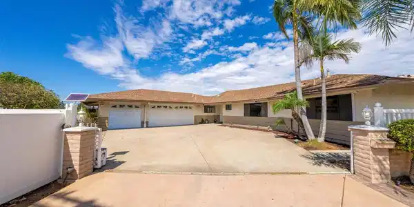 275 HiHill Way