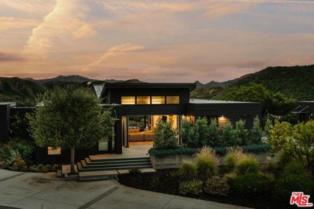 3649 Kanan Road