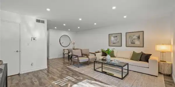 5017 Cartwright