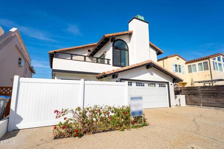 5304 Whitecap Street
