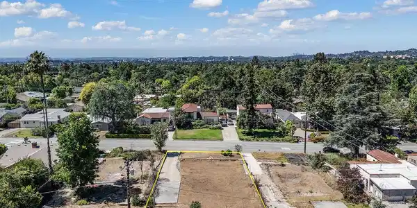797 New York Dr