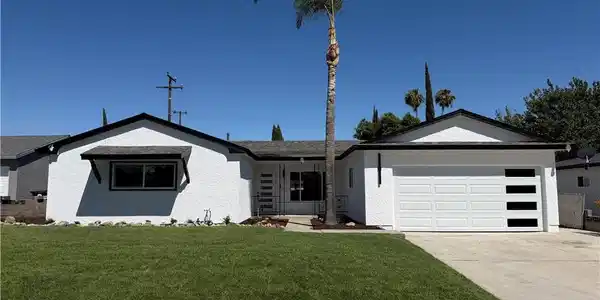 10163 Oak Glen