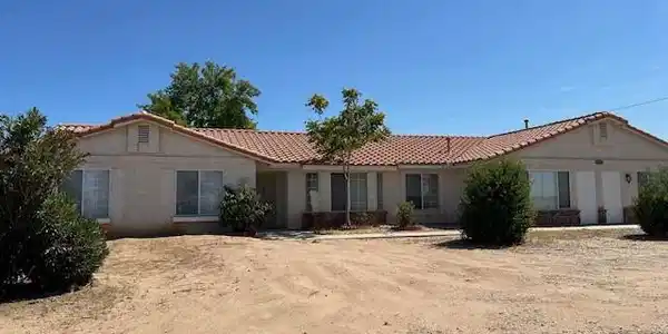 7653 Phelan Road