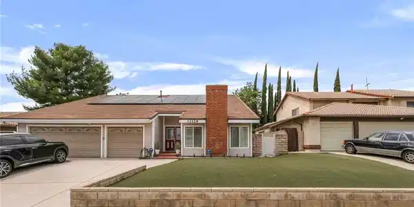 13329 Mission Tierra Way