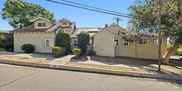 950 N 10th Street