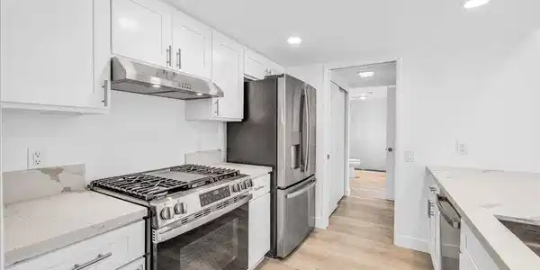 1785 N Via Miraleste
