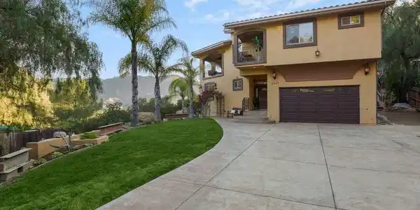 2529 TOPANGA SKYLINE Drive