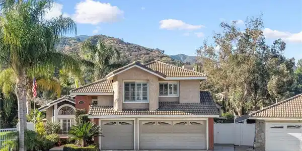 3480 Mountainside Circle