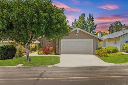 1149 La Casa Drive
