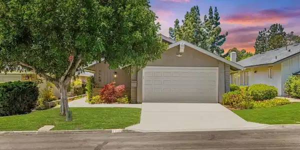 1149 La Casa Drive