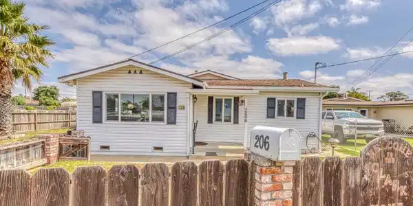 206 Cornwall Street