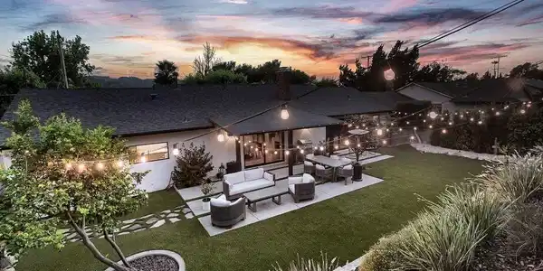 3547 Burritt Way