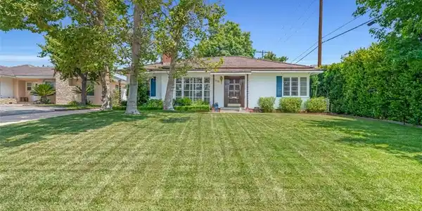 1011 Portola Drive