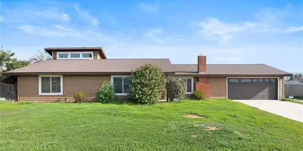 4496 Shetland Lane