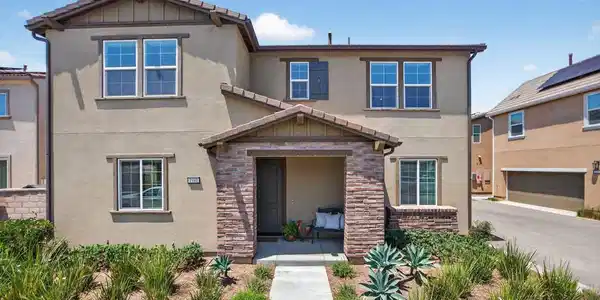 1941 Pomegranate Street