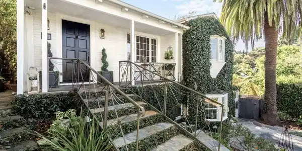 3339 Bennett Drive