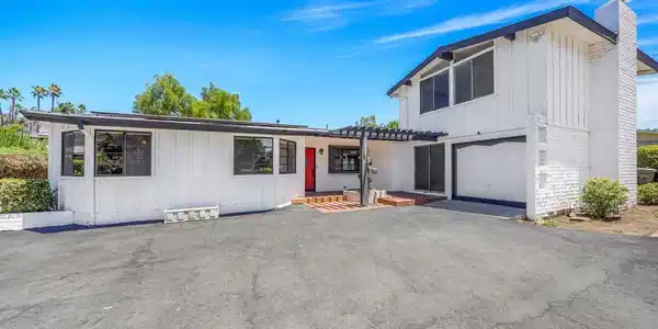 1860 Greenfield Drive