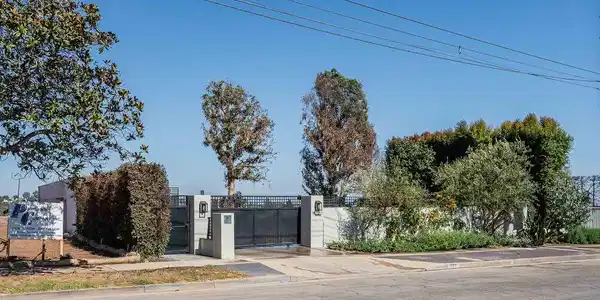 1144 Chautauqua Boulevard
