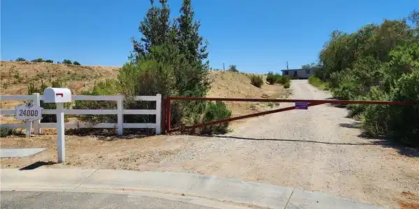 24000 Hidden Ridge Road