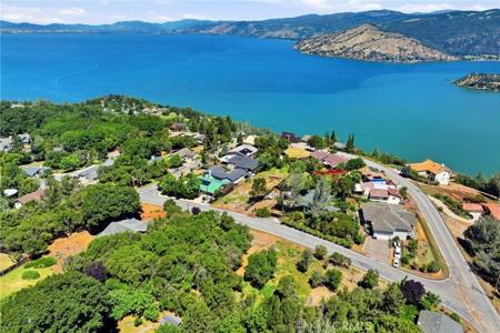 3157 Riviera Heights