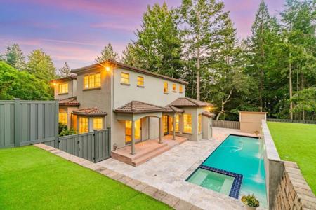 18 Ridgecrest Lane