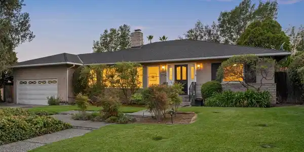 1835 Anita Crest Drive