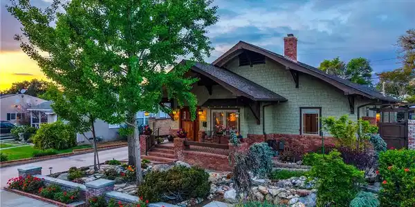427 Oakdale Drive