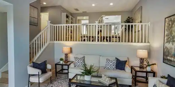25708 Holiday Circle