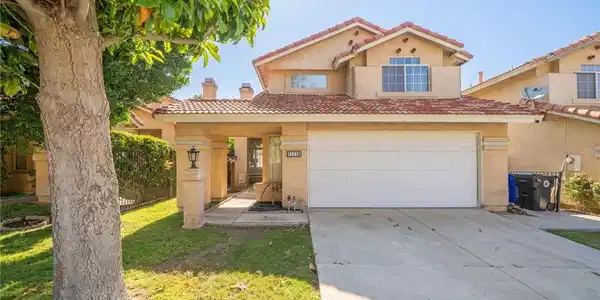 11718 Lucena Avenue