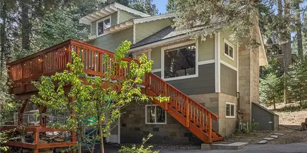355 Hartman Circle
