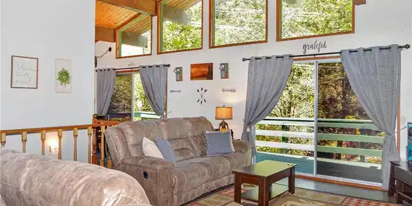 23641 Manzanita