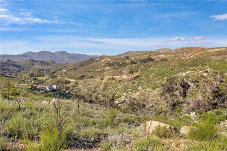 2 Decker Canyon Road