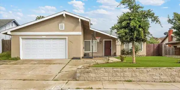 10905 Hansom Lane
