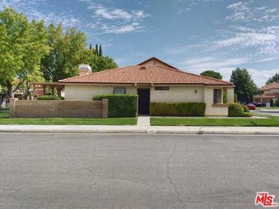 2825 Dartmouth Drive