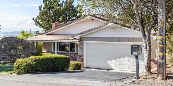 11023 Cameron Ave