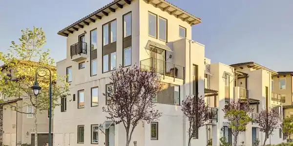 3086 Manuel Street