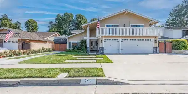 710 W Country Hills Drive W