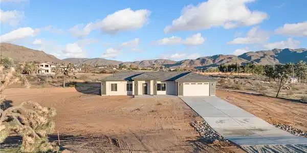 16173 Pela Road