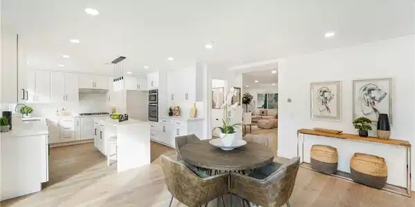 7 Hemingway Court