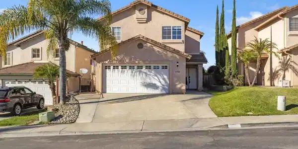 13740 Gateway View Dr